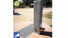 Foto de Santa Maria de Palautorder, Barcelona, instala fuentes de Martn Mena elaboradas con plstico reciclado