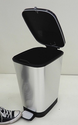 Foto de Papelera de reciclaje de plástico